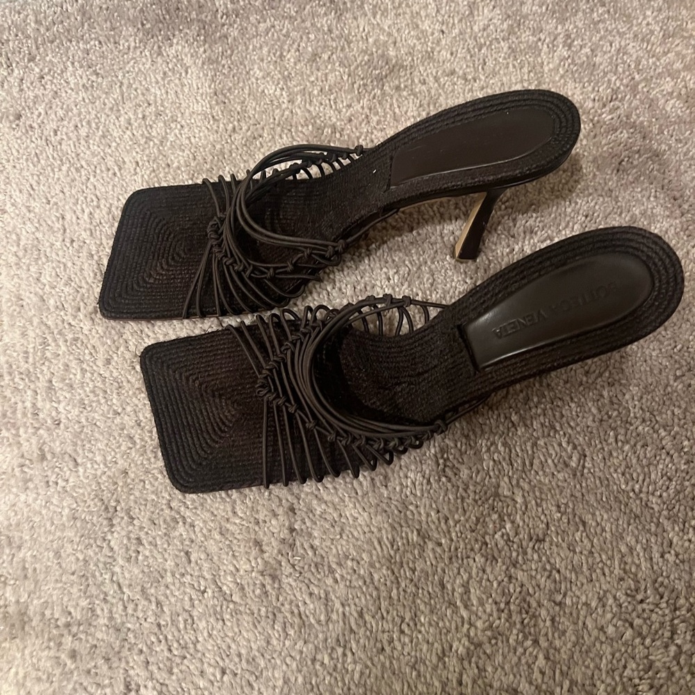 Bottega Veneta Rafia Mules